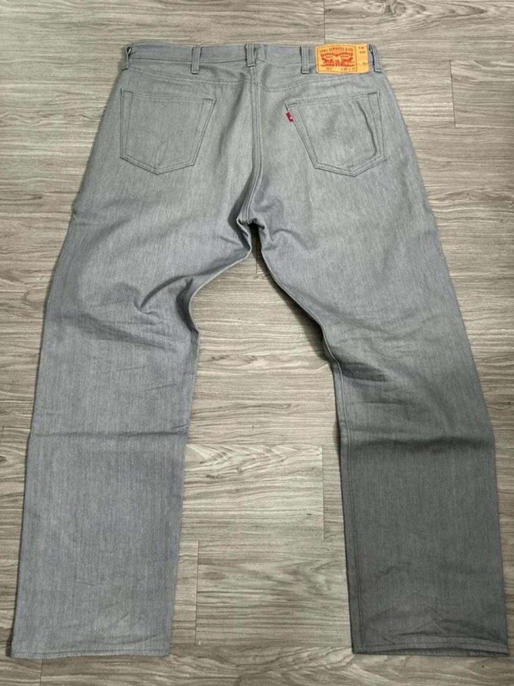 Levi's Men's Light Grey Straight Jeans